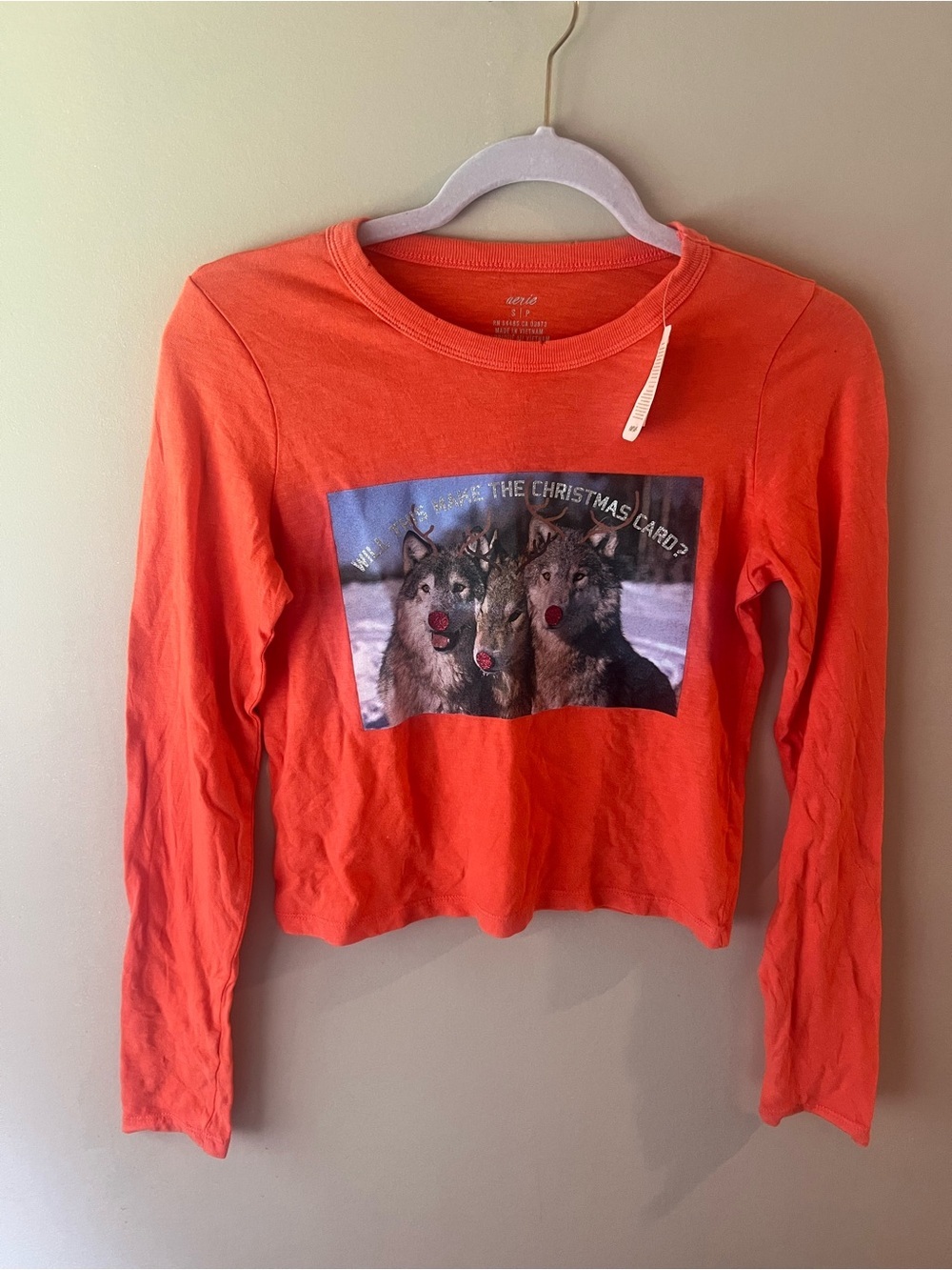 aerie Red Long-Sleeve Tee with Trio Wolf Graphic Christmas